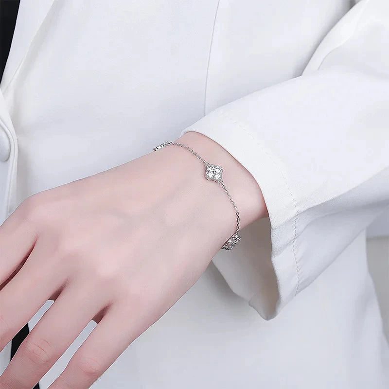 Pulseira Moissanita 2.4CT com Trevo da Sorte – Prata Esterlina 925