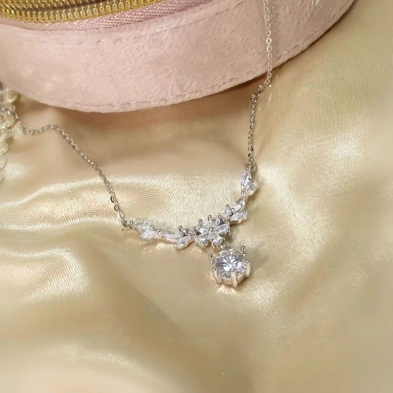 Colar em Prata 925 com Pingente de Moissanite 1CT