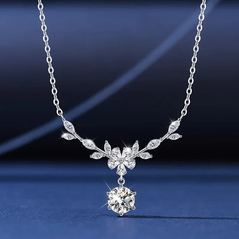Colar em Prata 925 com Pingente de Moissanite 1CT