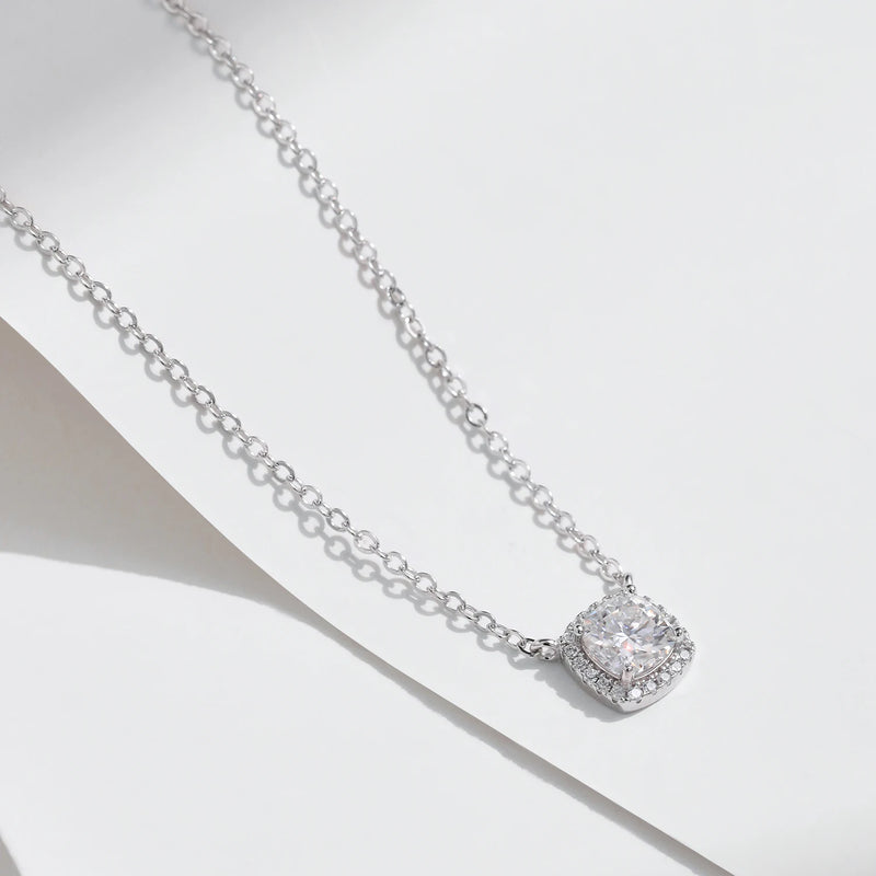 Colar Halo com Moissanita – Prata 925
